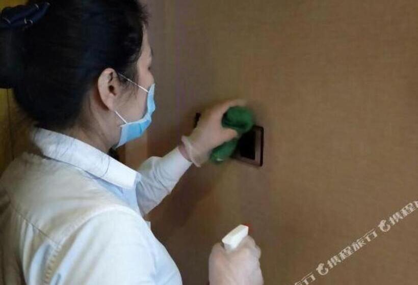 בית מלון כפרי James Joyce Coffetel· Changde Liuyehu