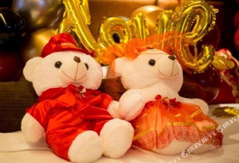 בית מלון כפרי James Joyce Coffetel· Changde Liuyehu