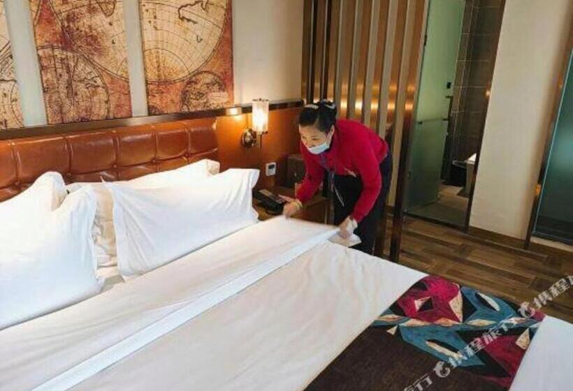 Hotel James Joyce Coffetel· Xianyang Renmin Road Central Square Store