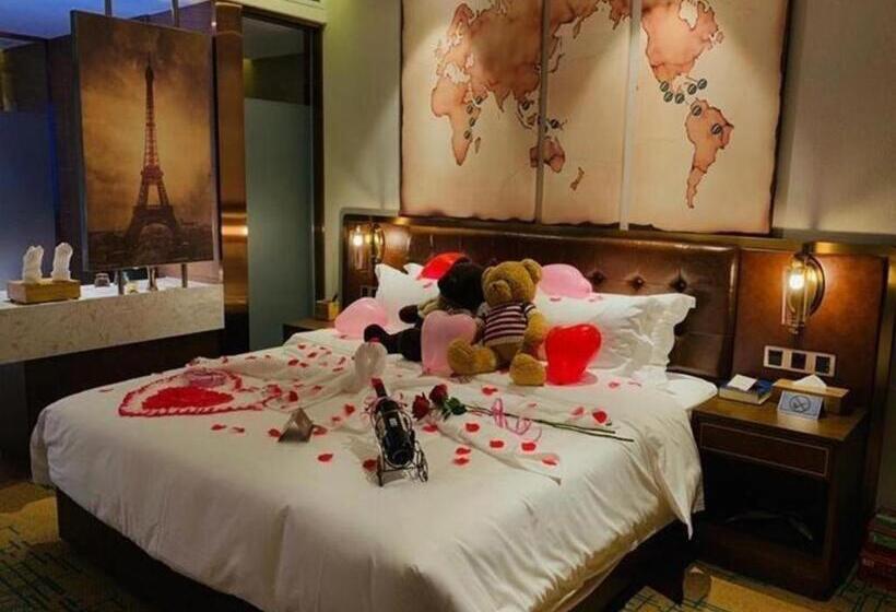 Hotel James Joyce Coffetel· Xianyang Renmin Road Central Square Store