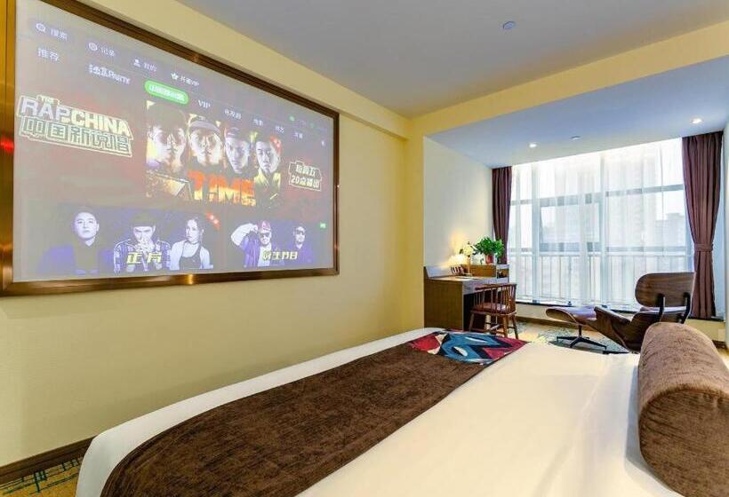 Hotel James Joyce Coffetel· Xianyang Renmin Road Central Square Store