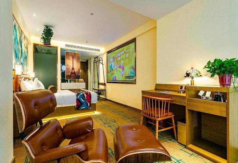 Hotel James Joyce Coffetel· Xianyang Renmin Road Central Square Store