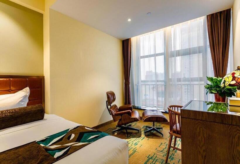 Hotel James Joyce Coffetel· Xianyang Renmin Road Central Square Store