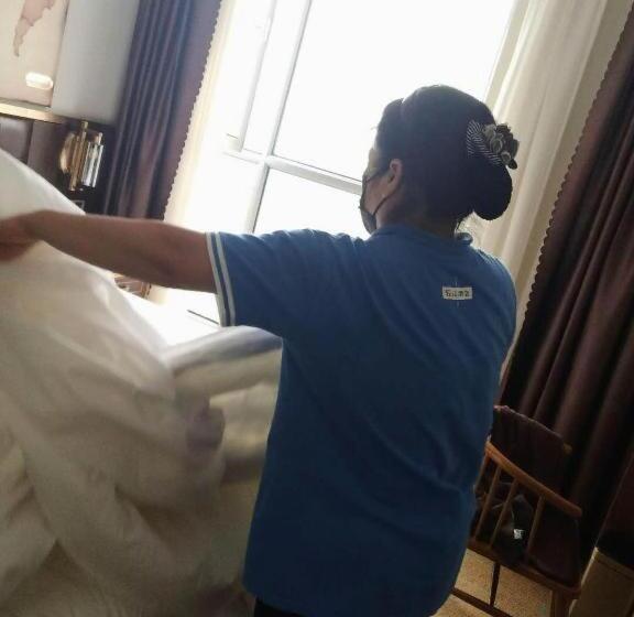 בית מלון כפרי James Joyce Coffetel Zibo Railway Station Store