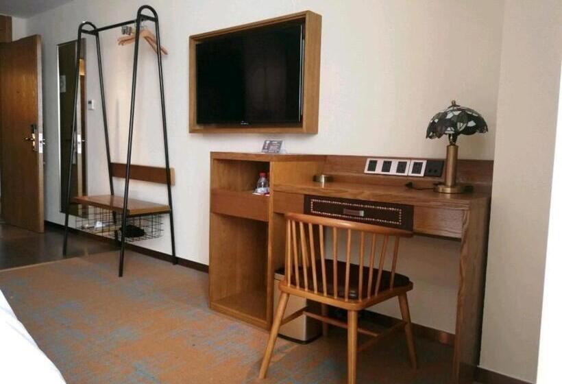 בית מלון כפרי James Joyce Coffetel Zibo Railway Station Store