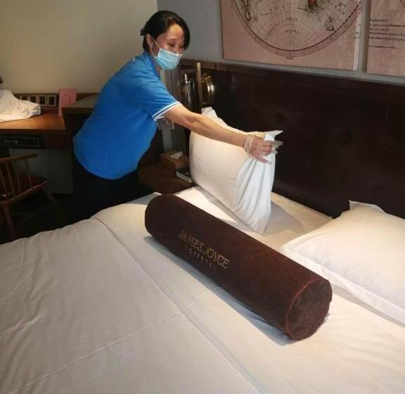 בית מלון כפרי James Joyce Coffetel Zibo Railway Station Store