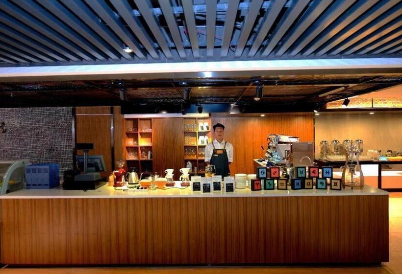 호텔 James Joyce Coffetel·jiangmen Huiyue City