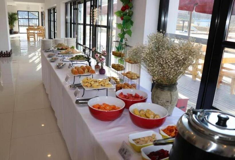 Hotel Yun Jing Baishi Villa