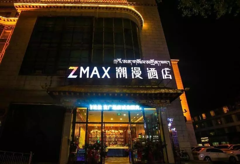 Hotelli Zmax Lhasa Potala Palace Square