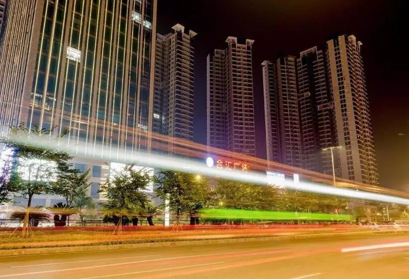 Iu Hotels·guangzhou Zengcheng Gualv Road Wanda Plaza