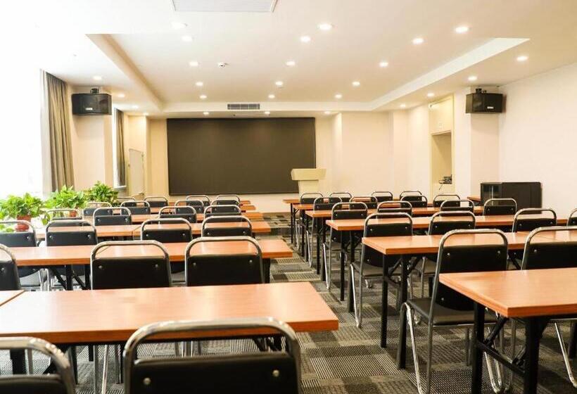 Lavande Hotels Heze Dingtao