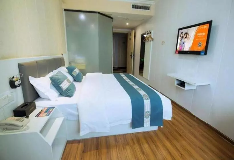 Shell Hotel Huaibei Jinying Plaza Long Distance Bus Station