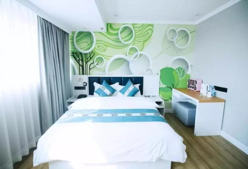 Shell Hotel Huaibei Jinying Plaza Long Distance Bus Station