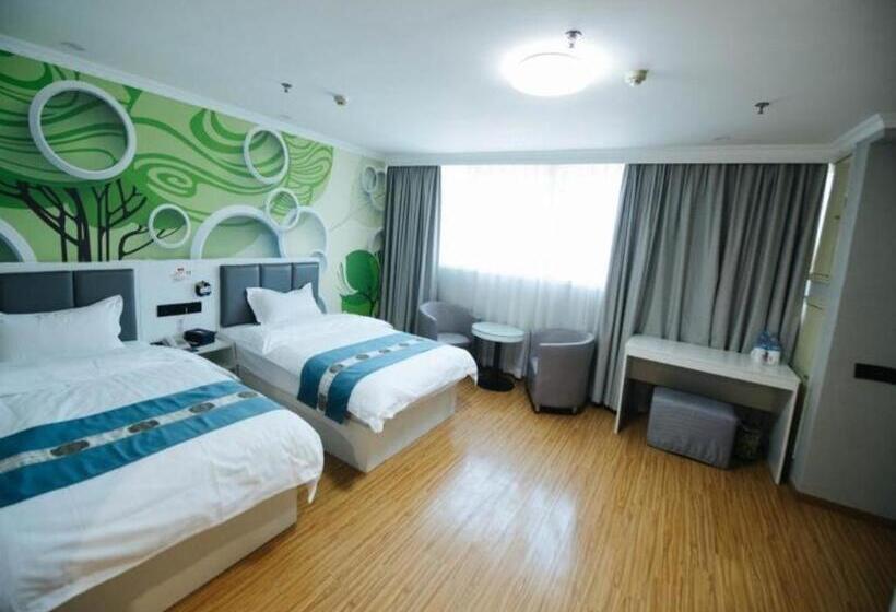 Shell Hotel Huaibei Jinying Plaza Long Distance Bus Station