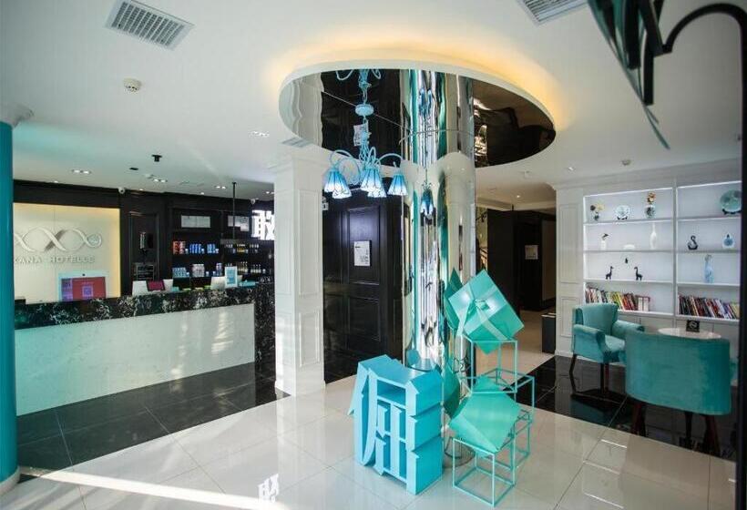 Xana Hotelle Tangshan North Railway Station