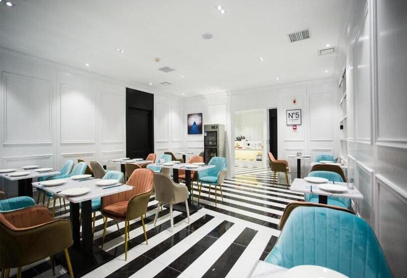 Xana Hotelle Tangshan North Railway Station