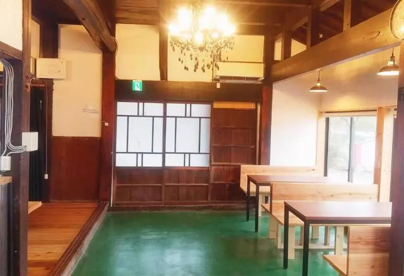 ユースホステル 湖桑庵 宿泊できる古民家カフェ