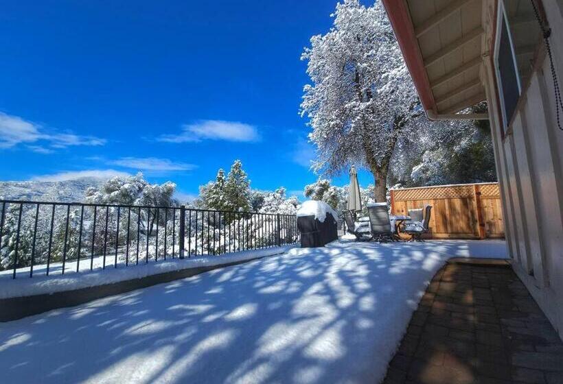 호스텔 Peaceful Yosemite Retreat King Suite Pet Friendly