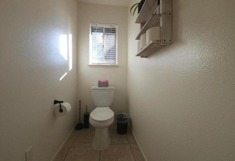 호스텔 Peaceful Yosemite Retreat King Suite Pet Friendly