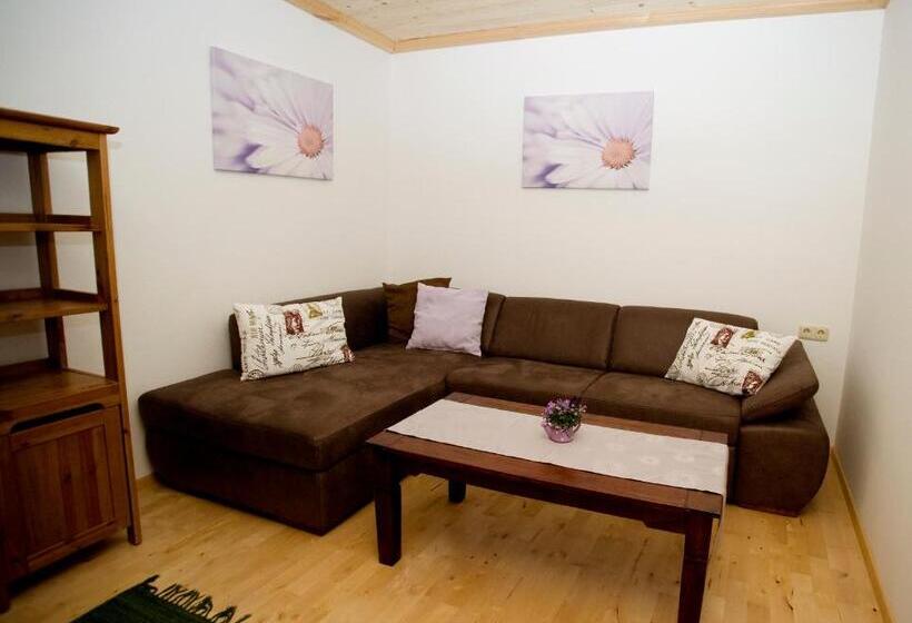 مبيت وإفطار Gästehaus Kasbichler