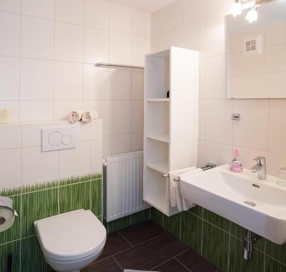 مبيت وإفطار Gästehaus Kasbichler