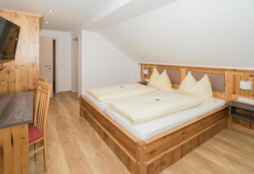 مبيت وإفطار Gästehaus Kasbichler