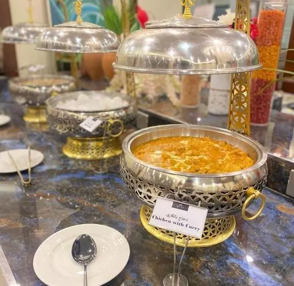 Hotelli رنز بالاس
