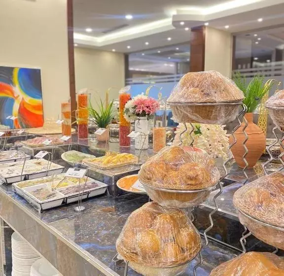 Hotelli رنز بالاس