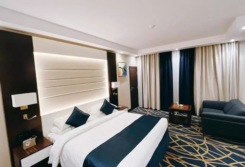 Hotelli رنز بالاس