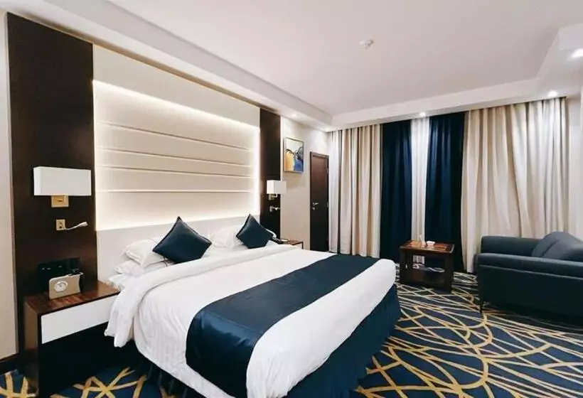 Hotelli رنز بالاس