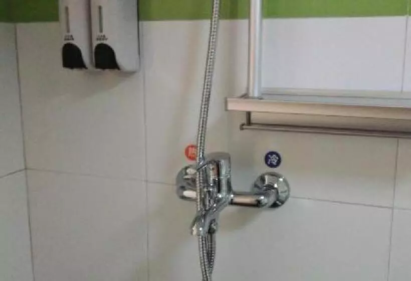 ホテル 7 Days Inn Chongqing Bishan Yingjia Tianxia Commercial Pedestrian Street