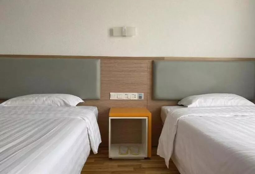 هتل 7days Inn Tianjin Airport No.1 Bridge Branch