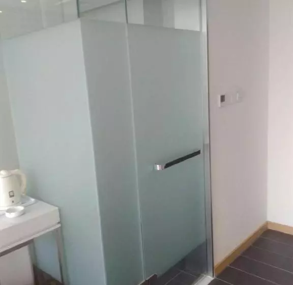 هتل 7days Inn Tianjin Airport No.1 Bridge Branch