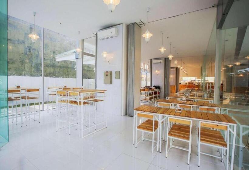 Hotel Alimar Premier