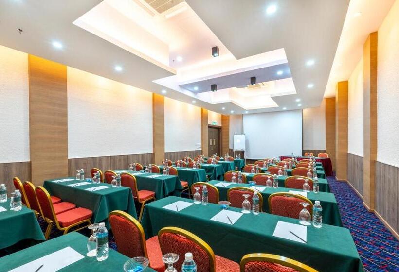 בית מלון כפרי Arena Premier Boutique