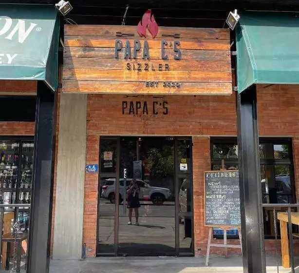 Hotelli Auberge Petit