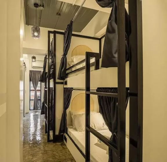 Hotelli Auberge Petit