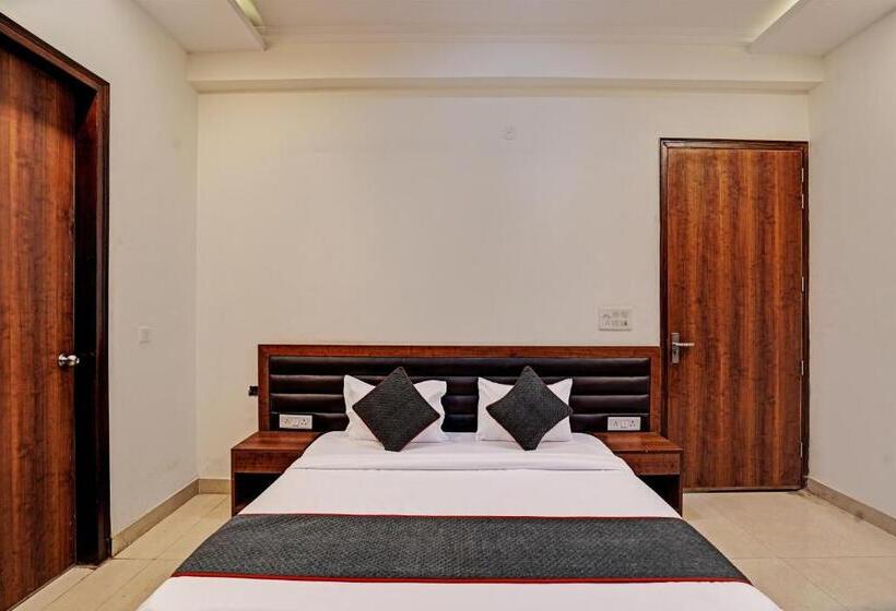 בית מלון כפרי O Golden Palace