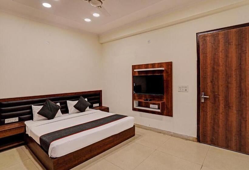 בית מלון כפרי O Golden Palace