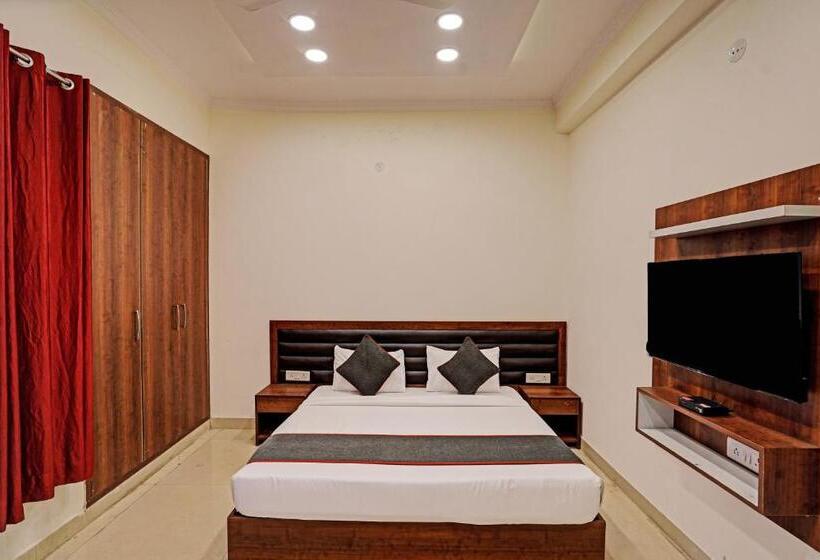 בית מלון כפרי O Golden Palace