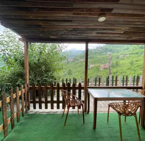 ホテル Li̇ya 107 Dağ Manzarali Oda