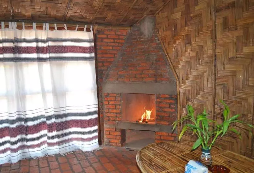 ホテル Phou Iu Iii Bungalows