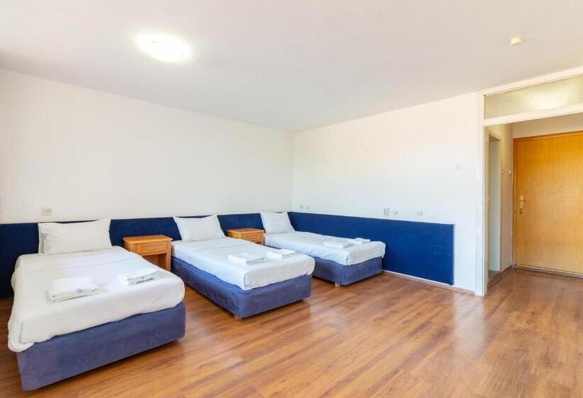 هتل Slavija Beach Resort