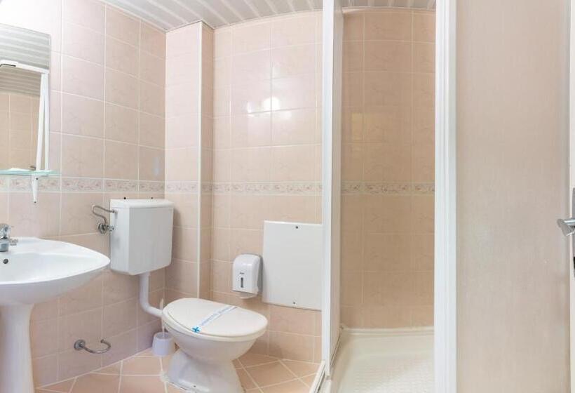 هتل Slavija Beach Resort