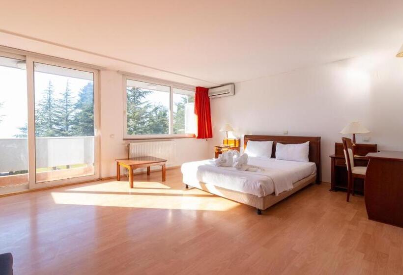 هتل Slavija Beach Resort