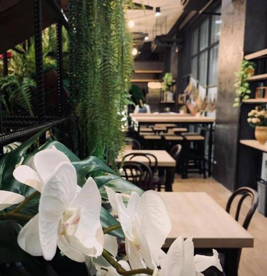 Valaya Hotel Pathumthani