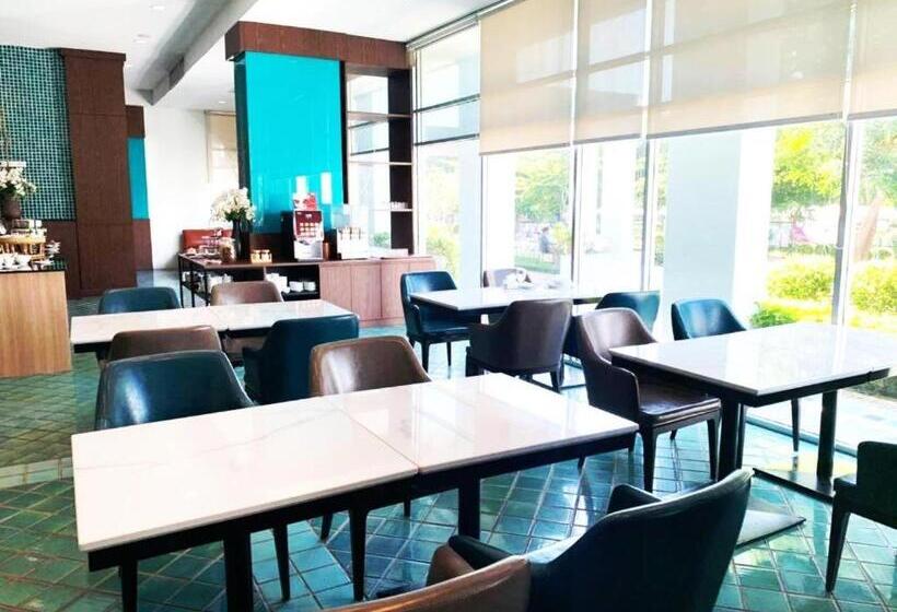 Valaya Hotel Pathumthani