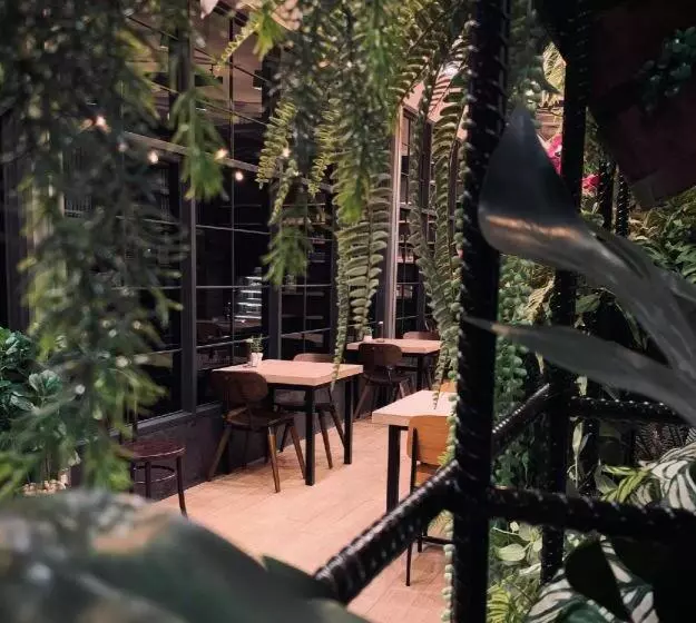 Valaya Hotel Pathumthani