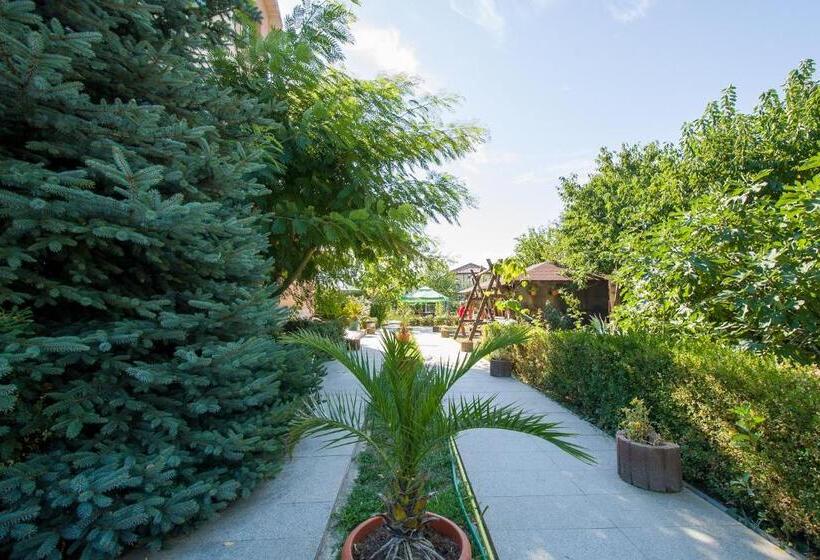 پانسیون Casa Yva Black Sea