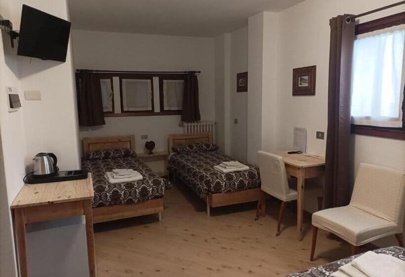 هتل Ambassador Rooms In Bormio, Solo Camera Senza Colazione